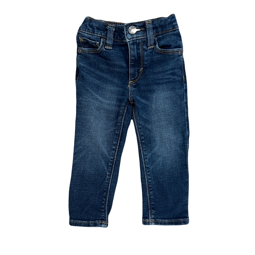 { Skinny Jeans }